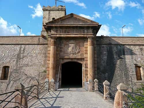 Castillo_de_Montjuic
