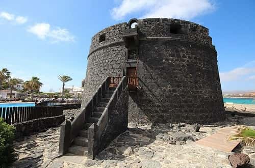castillo de la caleta de fuste