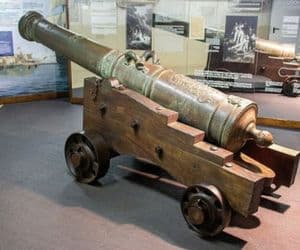 Castillo de San Cristóbal, la Fortaleza Enterrada de Tenerife