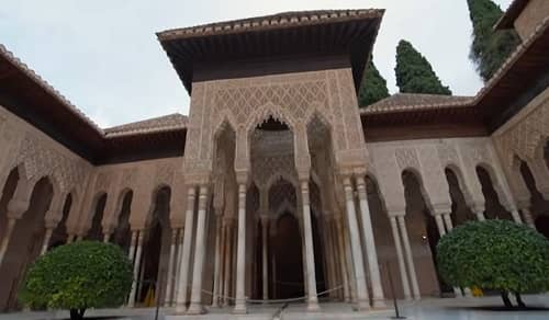 alhambra de granada patio mudéjar