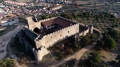 castillo de la adrada