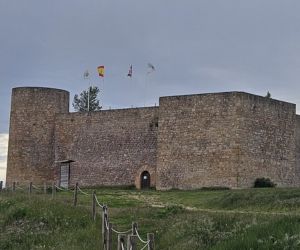 Castillo de Medinaceli, Alcazaba Árabe con Vistas Infinitas